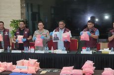 Water Salute Sambut Kedatangan Airbus A400M Milik TNI AU