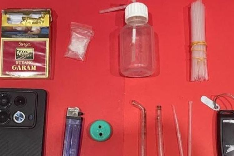Jadikan Kamar Kos Tempat Transaksi Sabu, Pemuda di Pasuruan Ditangkap Polisi