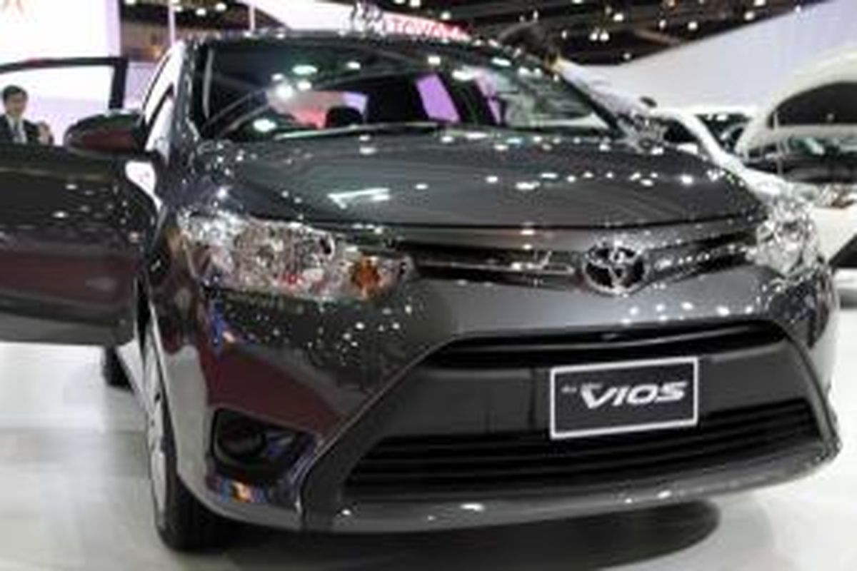 Toyota di Bangkok Motor Show 2013.