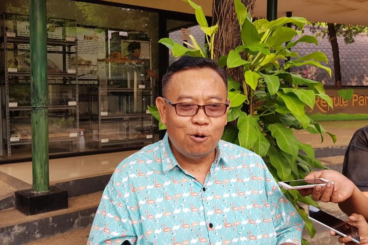Manager Budaya dan Informasi Taman Mini Indonesia Indah (TMII) Dwi Windiarto saat dikonfirmasi mengenai pemasangan plang penunggakan pajak oleh Pemkot Jaktim, Rabu (24/10/2018)