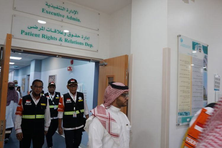 Tim Klinik Kesehatan Haji Indonesia (KKHI) melakukan kunjungan ke rumah-rumah sakit rujukan bagi jemaah haji Indonesia di Arab Saudi. Kunjungan dilakukan untuk memastikan kesiapan rumah sakit tersebut ketika ada jemaah haji Indonesia yang perlu dirujuk. 