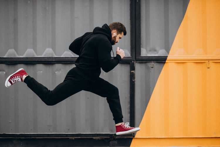 Siapa zodiak yang bisa diandalkan saat keadaan darurat atau punya sense of urgency tinggi? Simak selengkapnya.