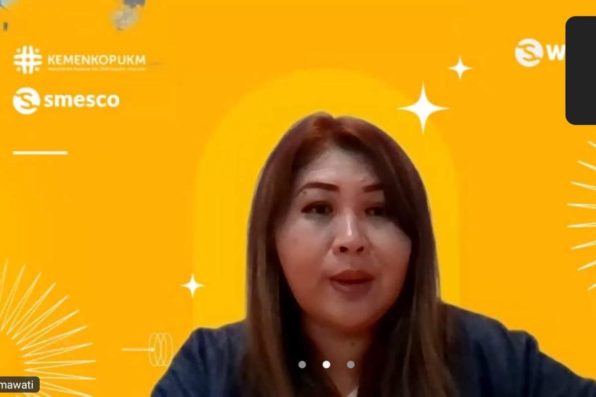 Ineke Rahmawati, CEO Skyeats dalam mempresentasikan Teknologi Retort dalam kegiatan Webinar Mendunia dengan Retort Technology yang diselenggarakan oleh SMESCO pada Rabu (11/10/2023).