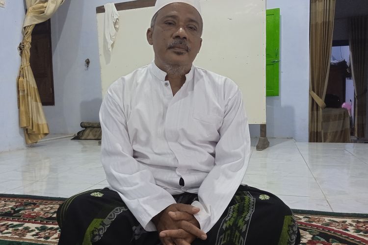 Ketua MUI Kabupaten Nganjuk, KH Ali Musthofa Said