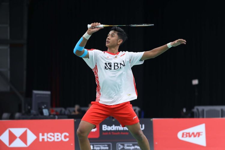 Alwi Farhan saat bertanding dalam pertandingan Indonesia vs Taiwan pada semifinal Piala Suhandinata 2023 di The Podium, Spokane, Washington, Amerika Serikat, Sabtu (30/9/2023). Terkini, Indonesi menjadi runner-up usai kalah 1-3 dari China di final.