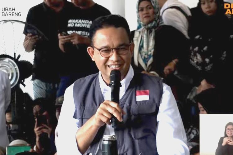 Capres nomor urut 1, Anies Baswedan saat berbicara di acara Desak Anies yang digelar di Sumatera Barat dan disiarkan secara daring pada Rabu (3/1/2024).
