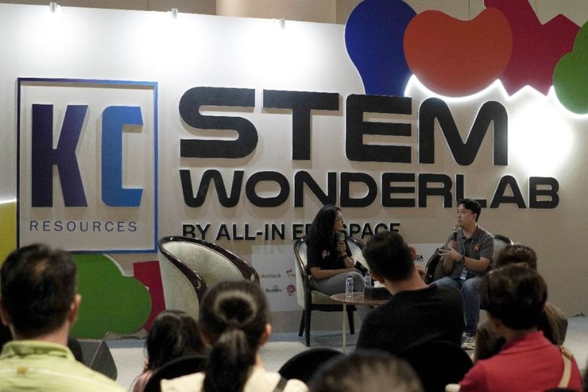 Pameran STEM+ Wonderlab. 