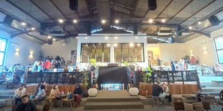 Suasana di Kopi Bajawa Flores Depok