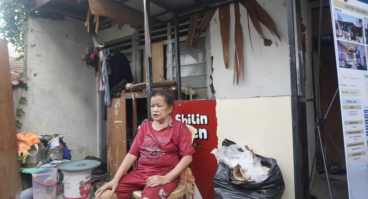 Atap Bocor dan Lantai Rusak, Bedah Rumah Warga Cengkareng Rampung Sebelum Natal