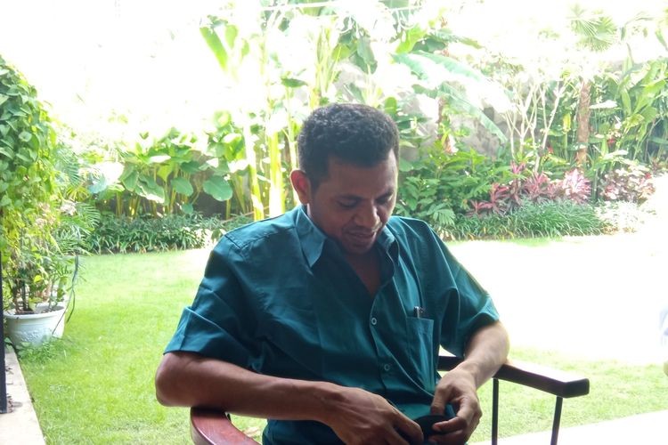 Yanto A Nuba (41), korban penggelapan mobil ditemui di kawasan Renon, Denpasar, Bali.