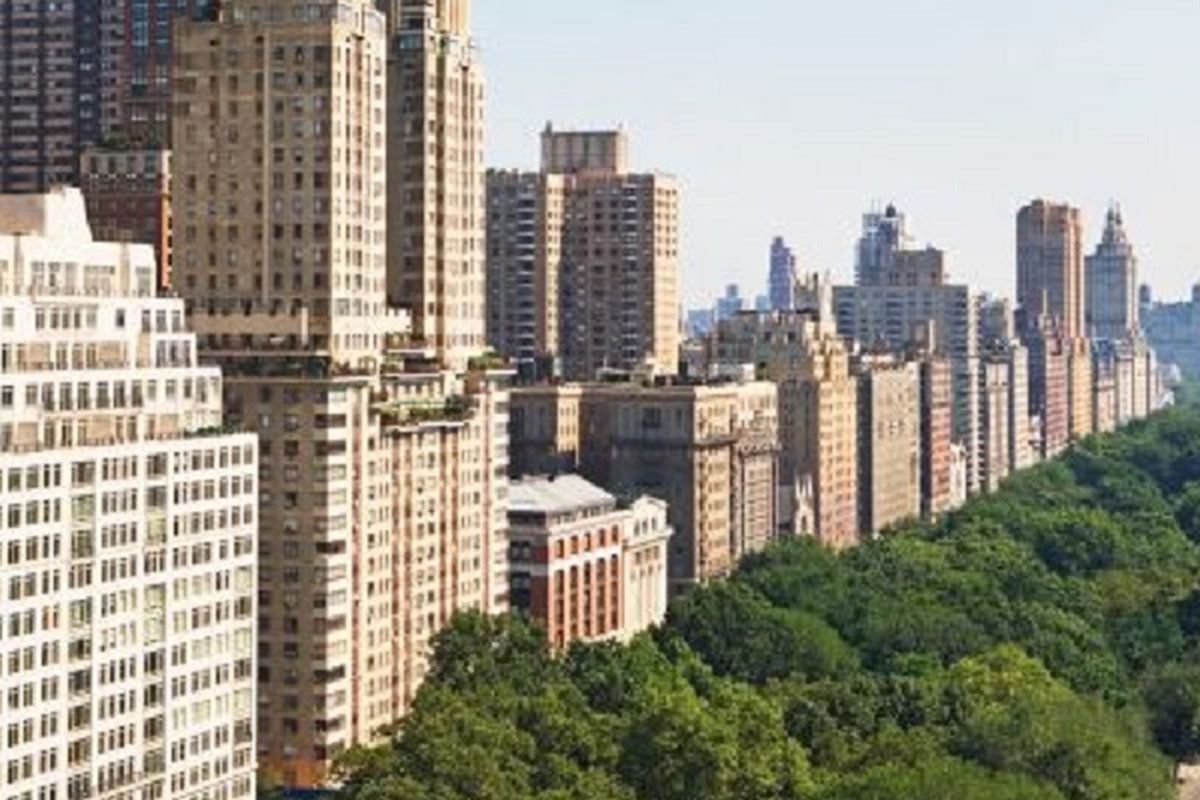 Bangunan apartemen di Manhattan, New York, Amerika Serikat.
