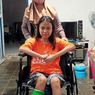 Kisah Pilu Putri, Korban Tragedi Kanjuruhan, Ingatan Belum Pulih hingga Gunakan Kursi Roda