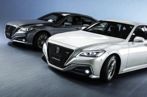 Harga Toyota Crown Hybrid, Kandidat Mobil Menteri Jokowi 