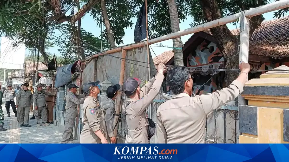 Lapak Dibongkar, PKL di Cirebon Mengaku Sudah Bayar Rp 500.000 Per Bulan