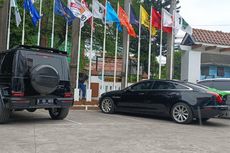 Mercedes-Benz dan Jaguar 'Hasil Keringat Sendiri' Antarkan Bacaleg PPP ke KPU Kota Bekasi