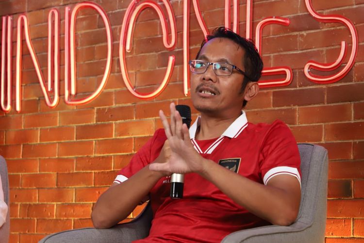 Pengamat sepak bola Indonesia dan koordinator Save Our Soccer, Akmal Marhali.