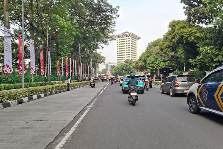Ada Upacara di Gedung Pancasila, Arus Lalu Lintas Kawasan Monas Lancar Senin Pagi