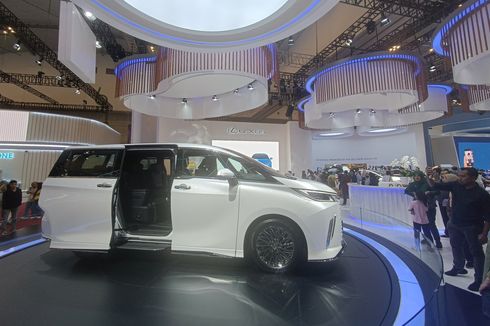 Lexus Jadi Pabrikan dengan Mobil Elektrifikasi Terbanyak yang Dipajang di GIIAS 2023