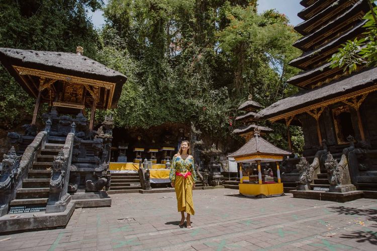 Pura Goa Lawah, Pura Kahyangan Jagat di Kabupaten Klungkung, Bali.
