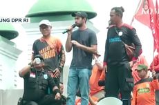 Aksi Reza Rahadian Ikut Demo Hari Ini, Mengaku Tidak Bisa Tidur Tenang Melihat Kondisi Indonesia