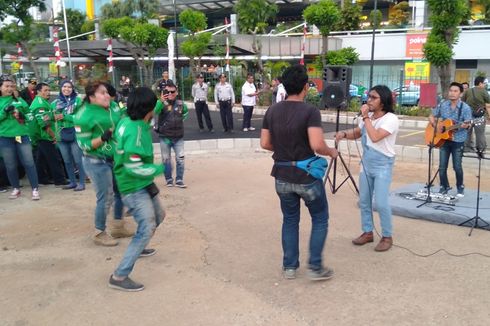 Cara Asyik Sosialisasikan Lokasi Antar Jemput Penumpang di Stasiun MRT Lebak Bulus