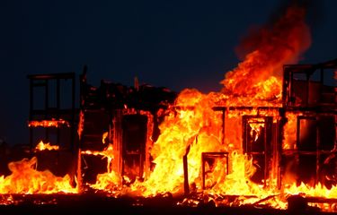 Ditinggal Ayah Beli Mi, Wanita di Ponorogo Tewas Terbakar di Rumahnya