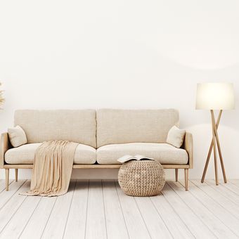 Ilustrasi ruang tamu dengan dekorasi warm minimalis, Ilustrasi lampu lantai di ruang tamu
