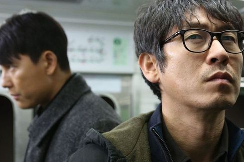 Sinopsis Film Cold Eyes, Misteri Organisasi Perampokan Jung Woo Sung