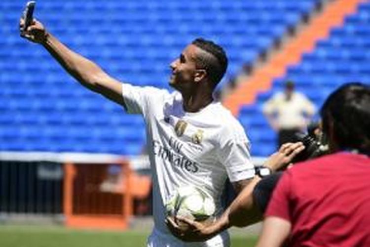 Pemain baru Real Madrid, Danilo.