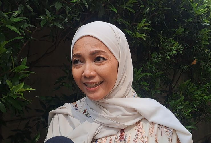 Istri Gus Yaqut Sambangi Rutan KPK, Bawakan Tempe Goreng Kesukaan Suami