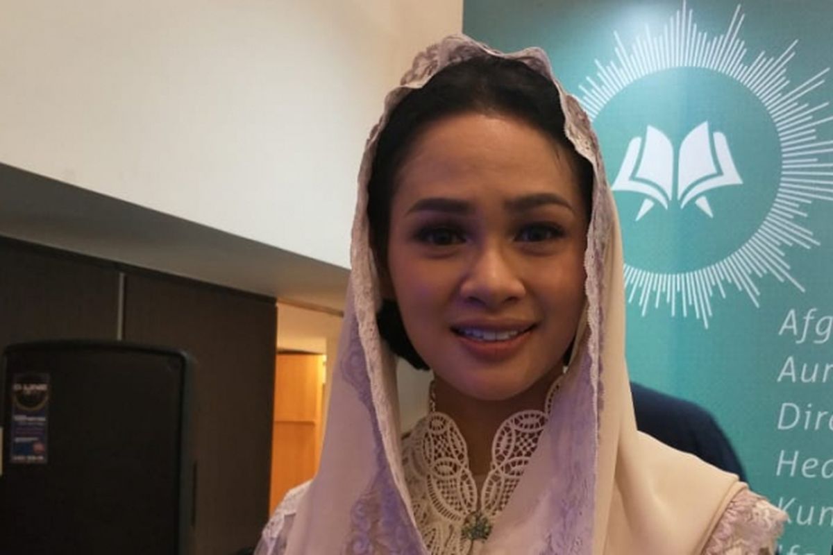 Andien Aisyah hadir dalam jumpa pers peluncuran klip video lagu Cahaya dalam Sunyi di kawasan kuningan,  Jakarta Selatan, Rabu (6/6/2018).