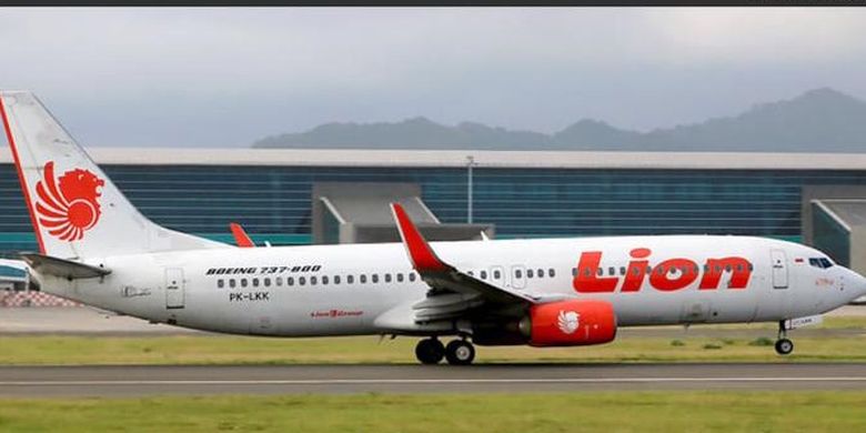 B737-800 Lion Air registrasi PK-LKK penerbangan JT330 yang alami gangguan api di mesin pesawat saat di udara, Rabu (26/10/2022).