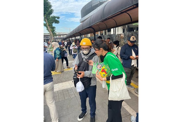 Pengecekan laporan konsistensi harga "Awet Murah Tiap Hari" dilakukan di berbagai area, seperti stasiun, perkantoran, pusat perbelanjaan (mal), hingga universitas selama periode kampanye Mei-Juni 2025.