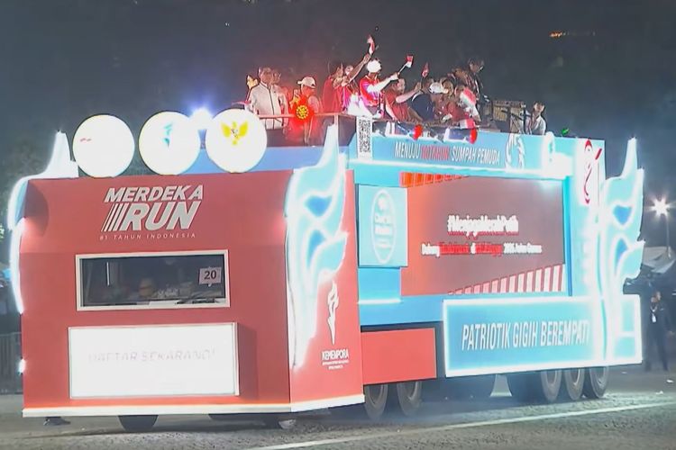 Ivar Jenner Hadiri Karnaval Pesta Rakyat HUT Ke-81 Bareng Erick Thohir