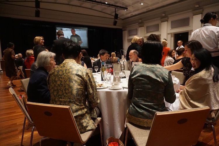 Suasana acara Indonesia-Australia Business Networking Dinner di King George Square Brisbane, Australia, Jumat (18/8/2017).