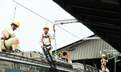 Beginilah Cara KAI Menjaga Kebersihan Ribuan Rangkaian Kereta