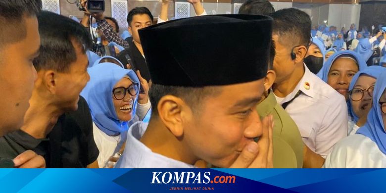 Bibir Gibran Ditowel Emak-emak Saat Datangi Deklarasi Pergerakan Perempuan Muda Nahdliyin