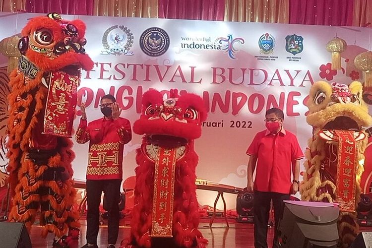Menteri Pariwisata dan Ekonomi Kreatif Sandiaga Salahuddin Uno membuka Festival Budaya Tionghoa Indonesia di Restoran Ria Medan, Kamis (3/2/2022) malam.