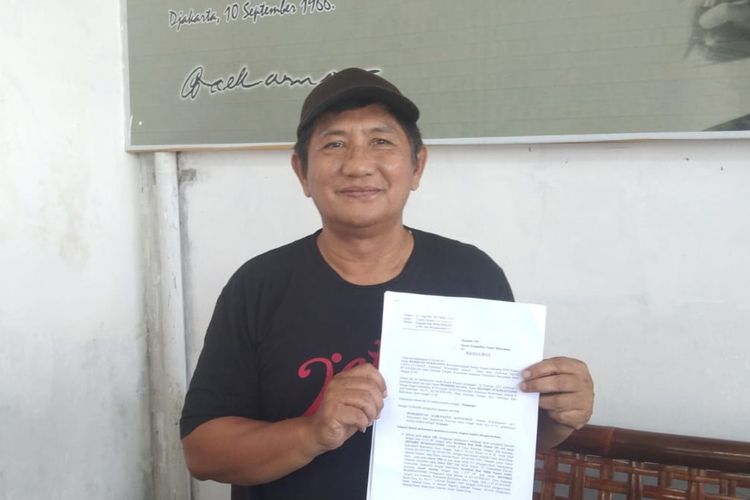 Bambang Pudjianto (64) menggugat Pemkab Banyumas karena menempati lahan milik keluarganya untuk bangunan Pasar Sangkalputung, Kecamatan Sokaraja, Kabupaten Banyumas, Jawa Tengah. 