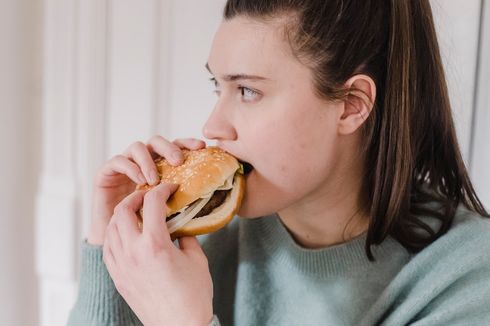 Mengapa Orang Cenderung Menyukai Junk Food?