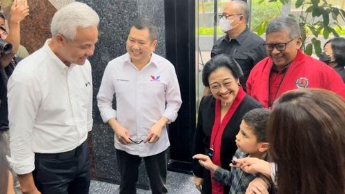 Kelakar Megawati Saat Diminta Hadiah Rumah oleh Bocah SD: Jangan Sepeda Terus Ya