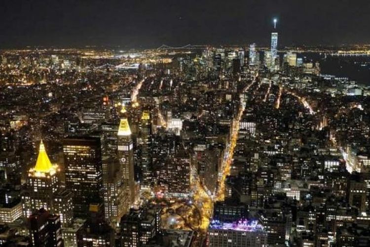 Manhattan New York, malam hari difoto dari Observatory of the Empire State Building, 4 Februari 2015.