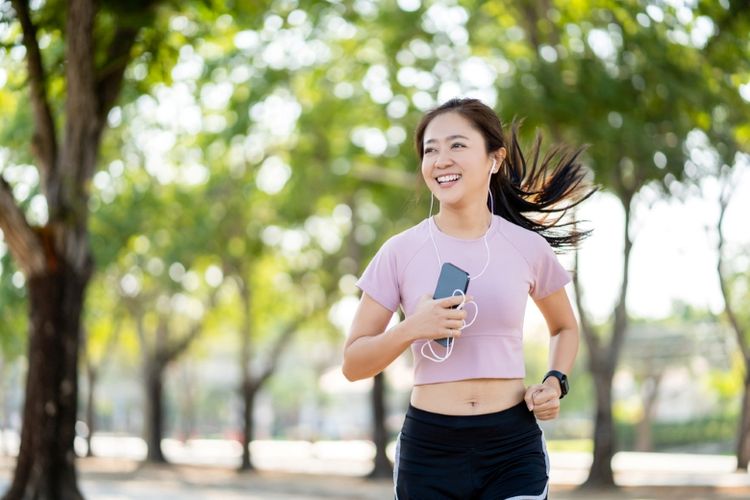 Olahraga penting dilakukan agar tubuh senantiasa sehat.