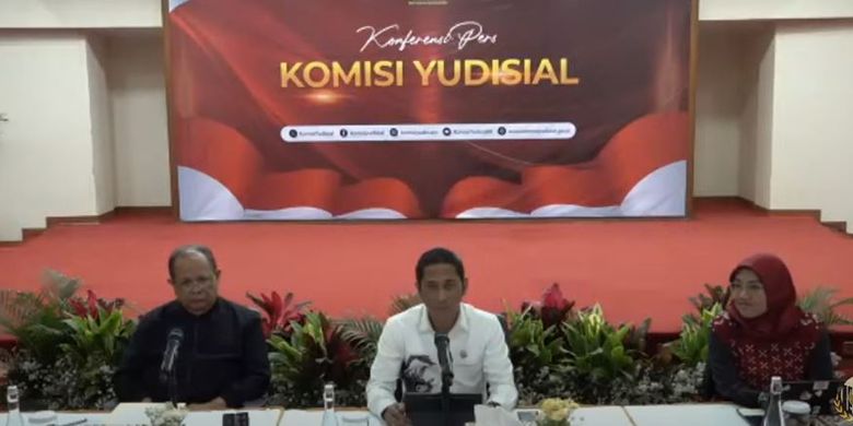 Komisi Yudisial (KY) tidak dapat melaksanakan agenda seleksi calon hakim agung 2025. Hal ini karena KY mengikuti instruksi Presiden Prabowo Subianto terkait efisiensi anggaran.