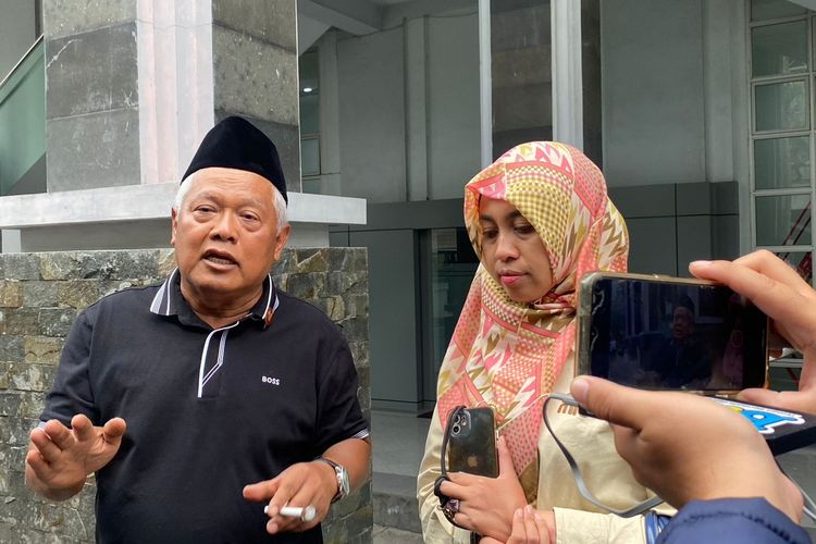 Kyai Mim berseteru dengan tetangga