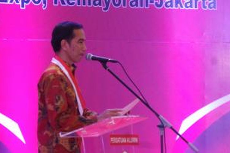 Presiden Joko Widodo saat menyampaikan pidato pada Kongres GMNI, di Jakarta, Jumat (7/8/2015)