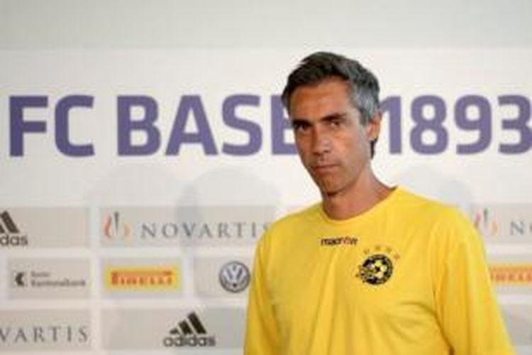 Pelatih Basel, Paulo Sousa.