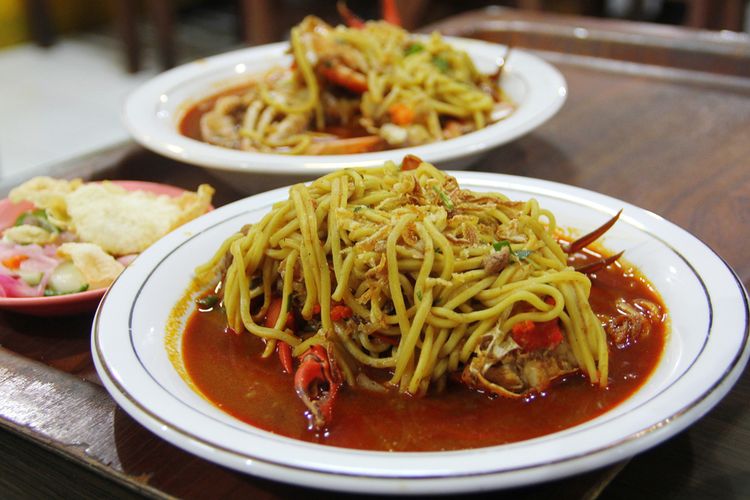 Ilustrasi mie aceh kuah. Salah satu makanan khas Indonesia.