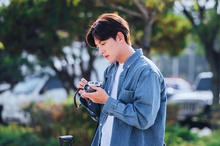Ji Chang Wook saat berperan sebagai Park Jae Won dalam drama Lovestuck in the City yang tayang di Netflix dan KakaoTV pada 2020.