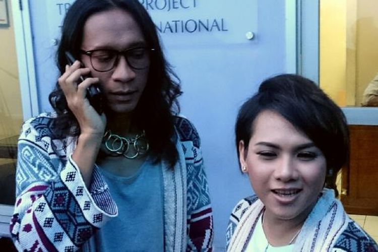 Aming Supriatna Sugandhi dan Evelyn Nada Anjani diabadikan di Gedung Trans, kawasan Tendean, Jakarta Selatan, Kamis (19/1/2017).